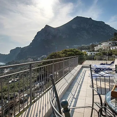 Sirenuse Sleeps 6 Air Con Wifi Villa *